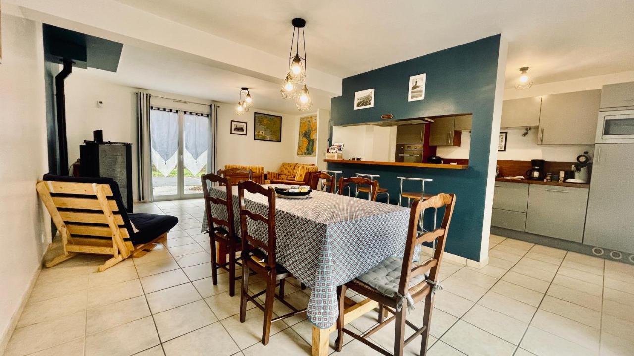 Maison Spacieuse A Deux Pas De La *