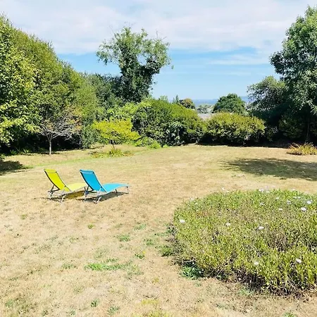 Maison Spacieuse A Deux Pas De La Plage Roscanvel Exterior photo